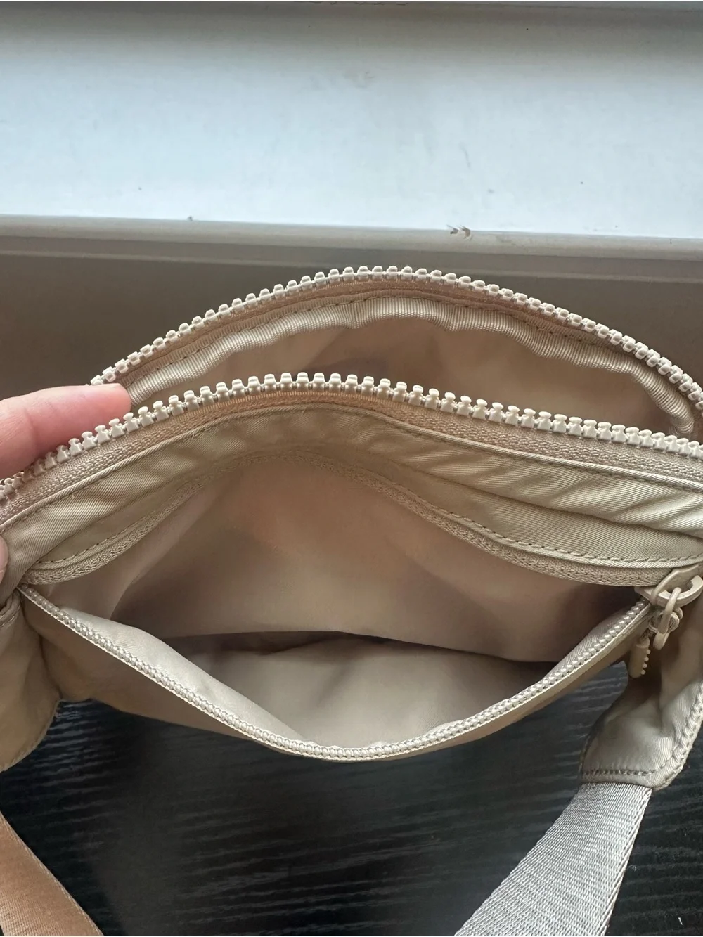 Lululemon Downtown Tan/ Silver Crossbody Everywhere Belt Bag 1L